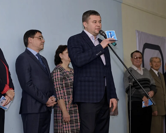 Валерий Барсук: Профессиональные кадры для гражданской авиации нужно готовить со школьной скамьи