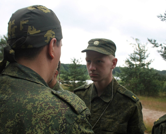 Столичные партийцы приняли участие организации военно-спортивного лагеря на Селигере