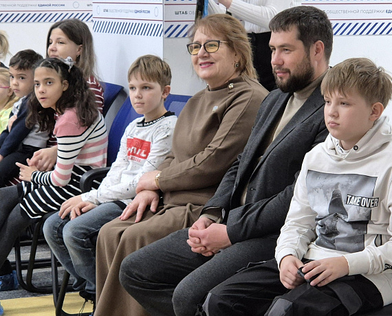 Любовь Шанина поздравила детей с наступающим Новым годом