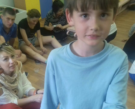 Ярославские активисты партии "РОДИНА" навестили маленьких пациентов тубдиспансера