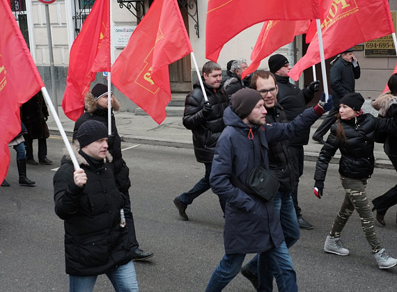 Колонна "РОДИНЫ" на шествии в поддержку русских на Украине, Москва, 2 марта 2014 г.
