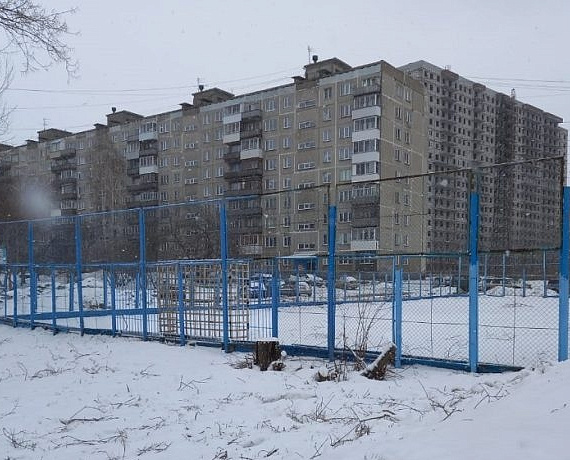 Вячеслав Илюхин добился выделения средств на реконструкцию нескольких спортивных площадок Новосибирске