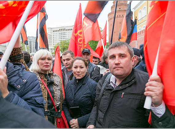 "РОДИНА" в Александровском саду почтила память погибших в Одессе, 5 мая 2014 г. (галерея 1)