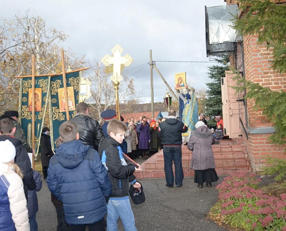 Ульяновская "РОДИНА" отметила День народного единства и провела крестный ход (видео)