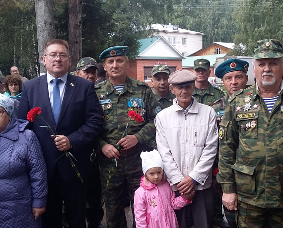 Татарстанская "РОДИНА" приняла участие в открытии мемориального комплекса, посвященного погибшим в локальных конфликтах