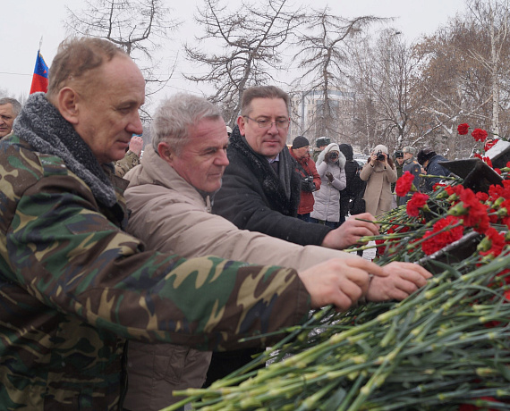 Казанские партийцы провели серию уроков мужества для молодых россиян