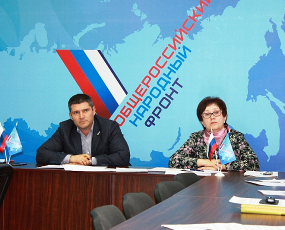 Патриоты Челябинска приняли участие в круглом столе ОНФ