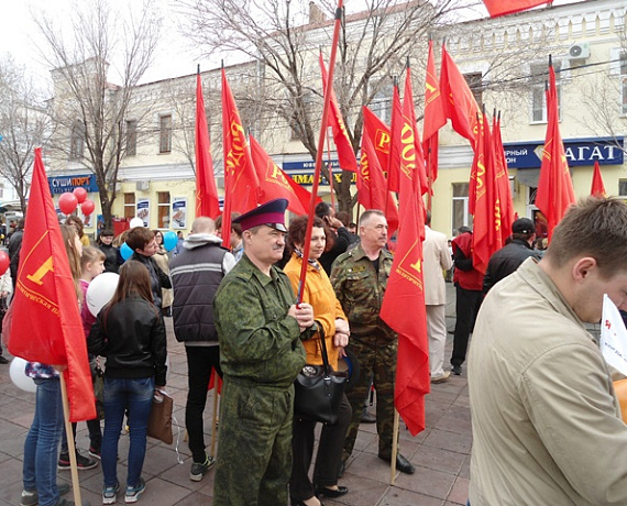 Колонна "РОДИНЫ" прошла по центральной улице Оренбурга