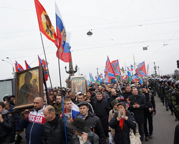 Активисты Питера и Ленобласти провели митинг в поддержку выборов в Новороссии