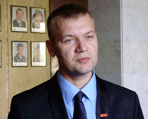 Севастопольская "РОДИНА" помогает ветеранам в оформлении паспортов РФ