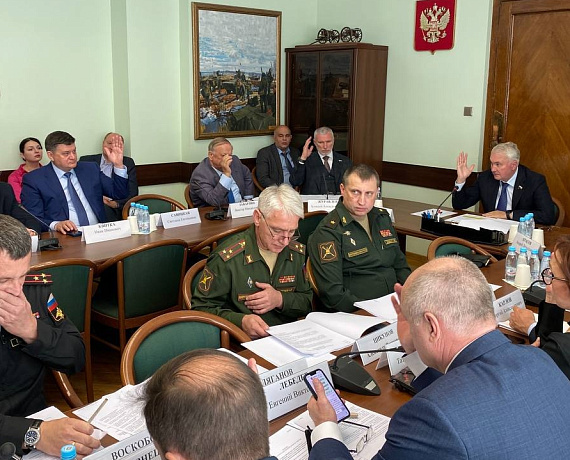 Журавлев: Кавалеры Ордена Мужества должны иметь право на земельные участки