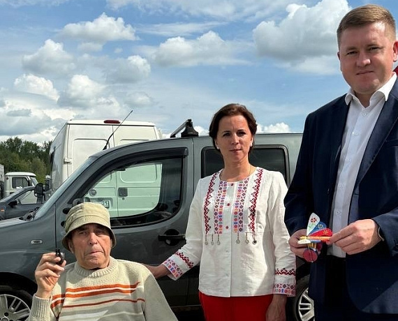 Владимир Михайлов принял участие в ярких народных гуляниях