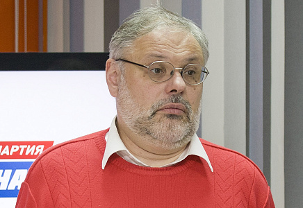 Хазин: РФ может стать единственной страной, которая будет развиваться в условиях спада