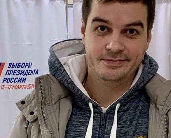 Депутаты и актив Подмосковной "РОДИНЫ" голосуют на выборах Президента