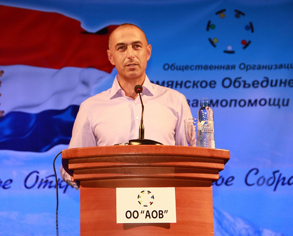 Самарские партийцы поздравили с юбилеем армянскую общественную организацию