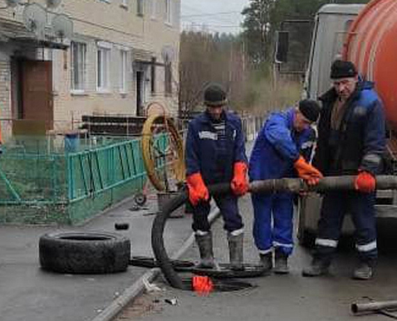 Депутат и руководитель "РОДИНЫ" в Кыштыме Виталий Прохоров взялся за решение проблем округа