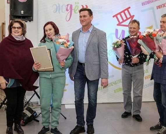 В Сергиевом Посаде депутат "РОДИНЫ" поздравил сельских женщин