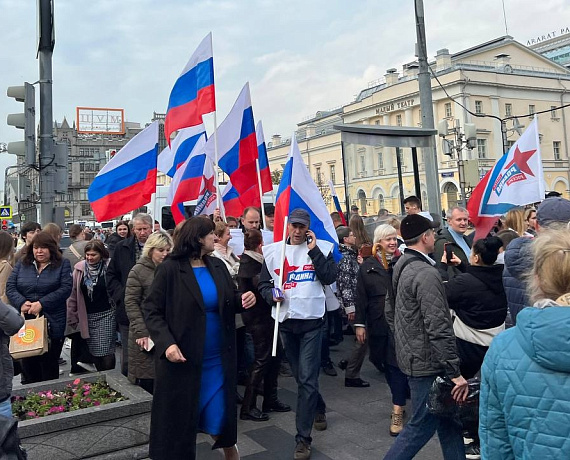 Делегация "РОДИНЫ" посетила концерт, посвященный вхождению в РФ новых регионов
