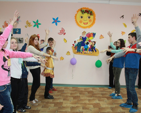 Социал-патриоты посетили детский дом в Новочеркасске
