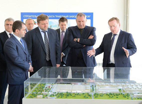 Дмитрий Рогозин и Алексей Журавлёв в Кировской области, 30 мая 2014 г.