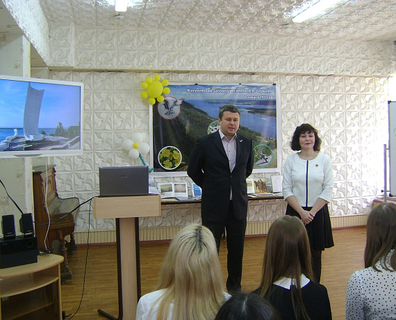 Самарцы устроили конкурс "О Волге читаем стихи"