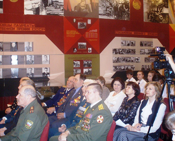 Челябинская "РОДИНА" подготовила школьников к службе в карауле
