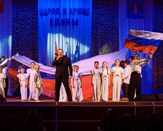 Соратники "РОДИНЫ" приняли участие в организации патриотической акции "Народ и армия едины"