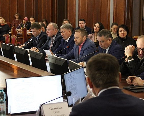 Вячеслав Илюхин предложил заняться возвратом денег, украденных из энергосистемы Новосибирской области
