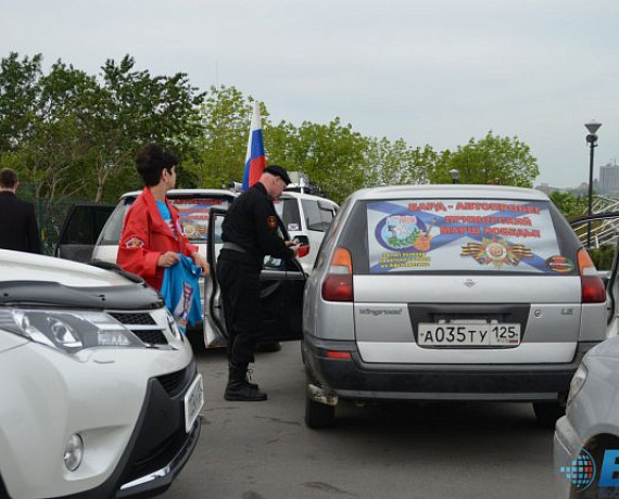 Из Владивостока на запад отправился патриотический бард-автопробег