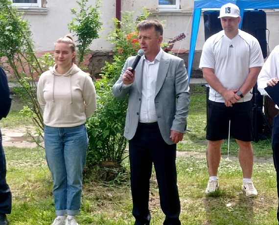 Депутат от "РОДИНЫ" помог в организации футбольного турнира