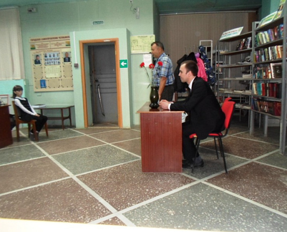 Челябинские школьники знакомятся с романом об их родном городе "Танкоград"