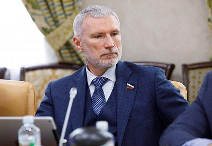 Журавлев указал на возможные ответные меры в случае высылки 300 дипломатов РФ из США