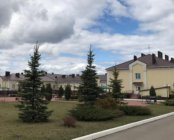 Воронежская "РОДИНА" поздравила проживающих и сотрудников дома-интерната с Пасхой