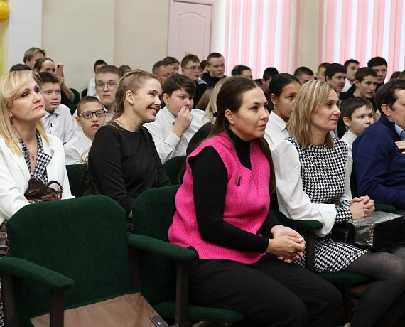 Владимир Михайлов принял участие в автокараване "Чувашия в защиту детства"