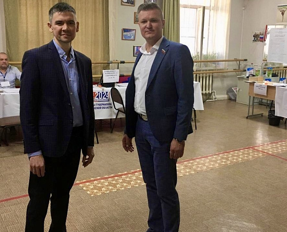 Владимир Сухарев поддержал соратника - кандидата на выборах в Думу Астраханской области