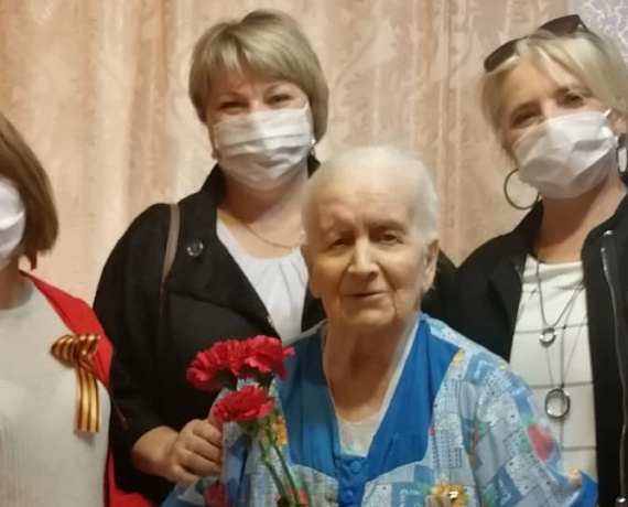 "РОДИНА" Павловского района Воронежской области поздравила ветеранов