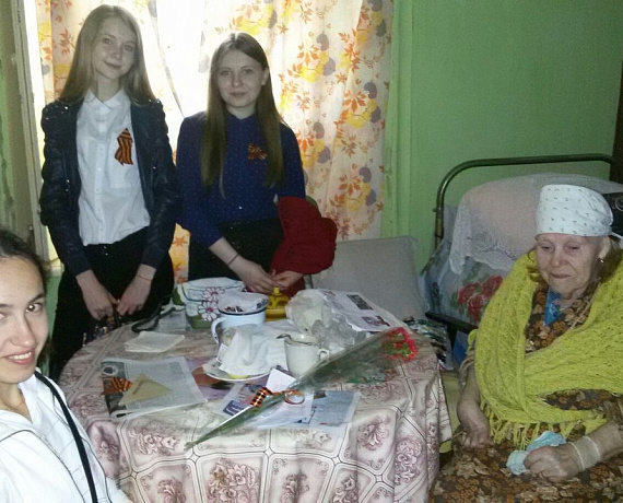 Новочеркасская "РОДИНА" поблагодарила ветеранов Великой Отечественной войны за победу