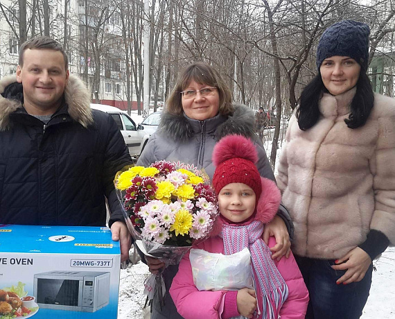 Истринское отделение "РОДИНЫ" поздравило мам и их семьи с Днем Матери