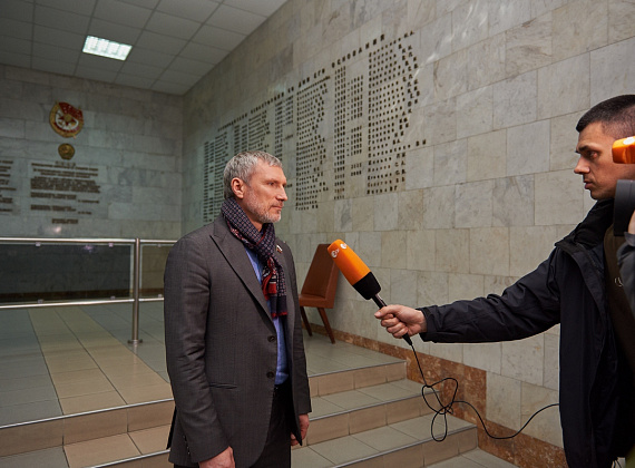 Алексей Журавлев и делегация "РОДИНЫ" в Севастополе, 26 февраля 2014 г.