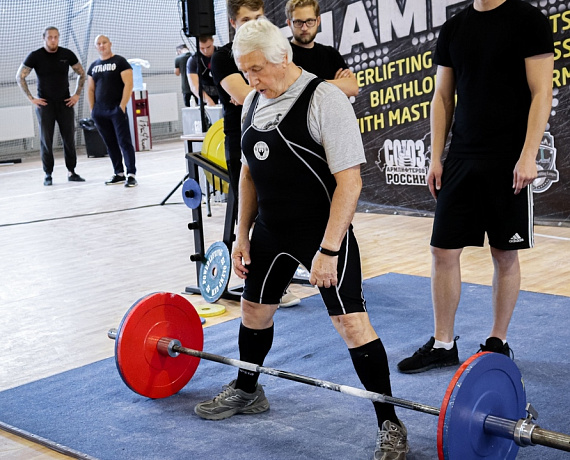 Представители самарской "РОДИНЫ" с успехом выступили на Чемпионате Восточной Европы по пауэрлифтингу