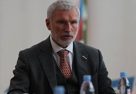 Журавлев: Запад платит Зеленскому за уничтожение украинцев и освобождение земель