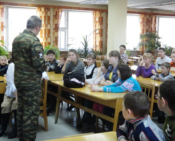 Челябинские патриоты провели Урок мужества в Озёрске