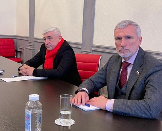 Алексей Журавлев встретился с лидером партии "Сербские правые"
