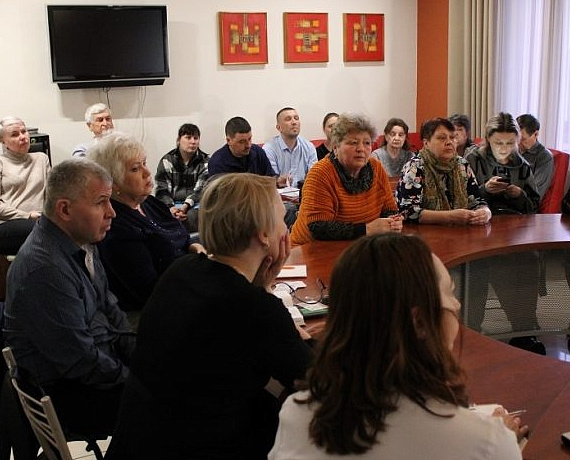 Вячеслав Илюхин встретился с жителями Новосибирска для решения волнующих их проблем