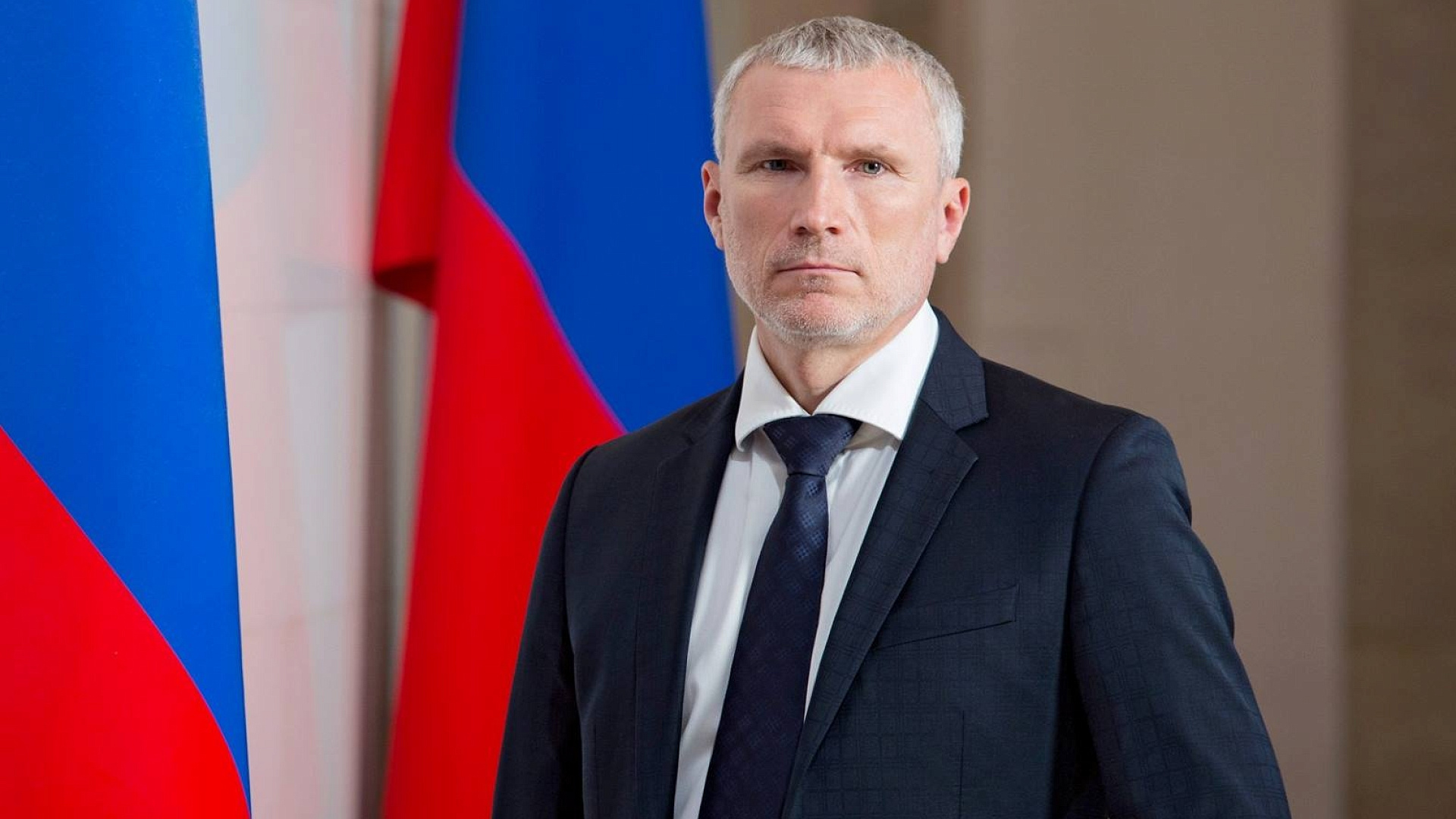 Журавлев: "Сбер" наживается на главном взрослом страхе - остаться без денег