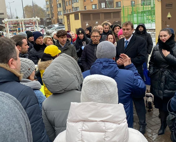 Активисты подмосковного реготделения партии "РОДИНА" провели встречи с жителями Мытищ и Пушкино