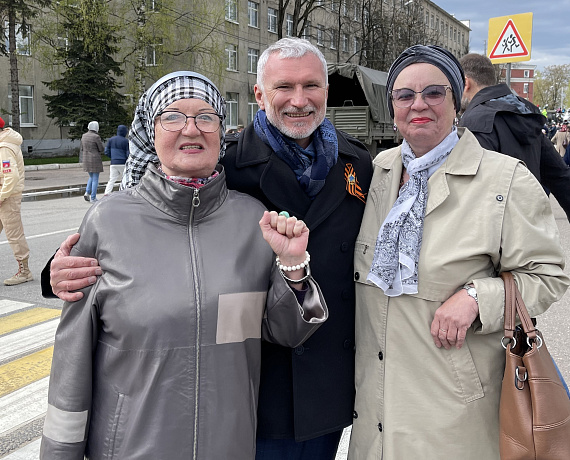 В Твери Журавлев с соратниками почтили память погибших героев у Обелиска Победы