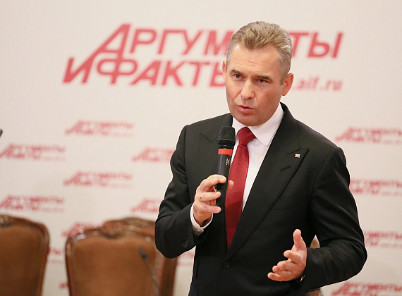 Алексей Журавлёв на круглом столе в "АиФ" на тему: "Куда ведут конкурсы красоты?", 2 апреля 2014 г.
