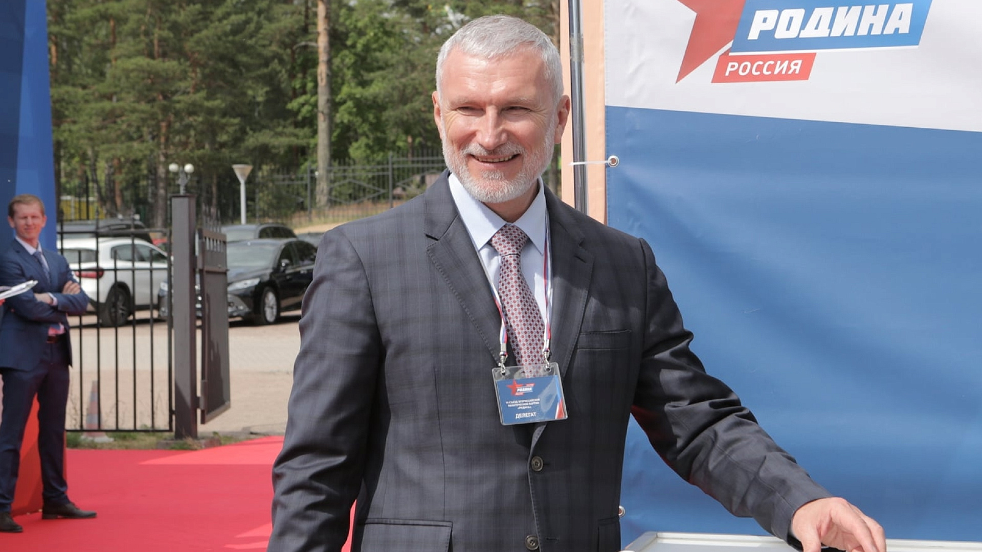 Журавлев: Ереван ведет информационную войну силами "Армянского радио"
