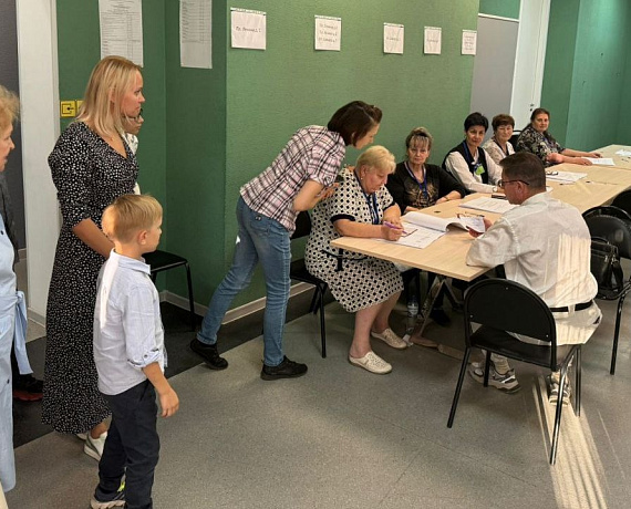 В Подмосковье проходит рейд кандидатов-родинцев по избирательным участкам